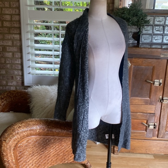 EXPRESS MADE IN THE USA GRAY FUZZY COYZ OPEN FRONT CARDIGAN XS NEW - Picture 7 of 9